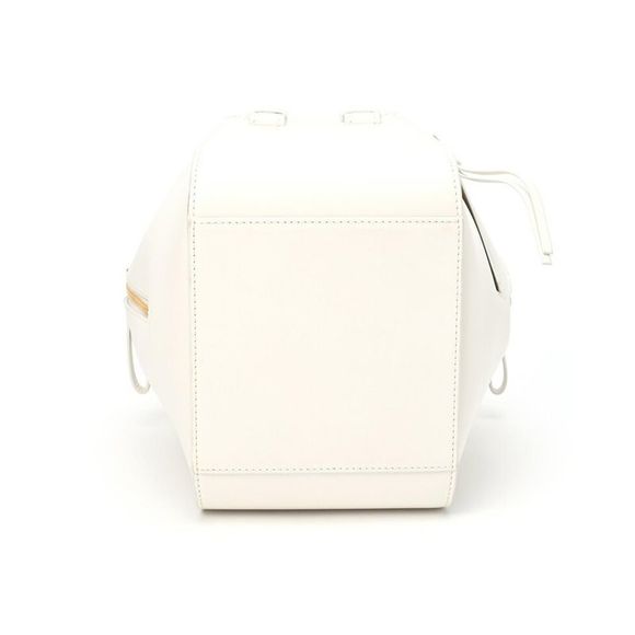 Pre Loved Loewe Leather Hammock Handbag - Picture 5 of 10